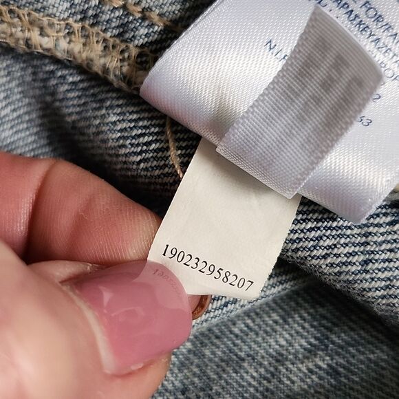 Chaps Light Wash Denim Jean Jacket, 5 Buttons, Raw Hem Collar, Sz Small - Picture 9 of 9